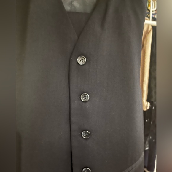 Boys 3-piece suit - Picture 2 of 3